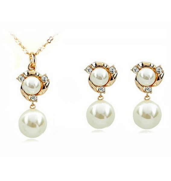 Simulated Pearl Jewelry Set